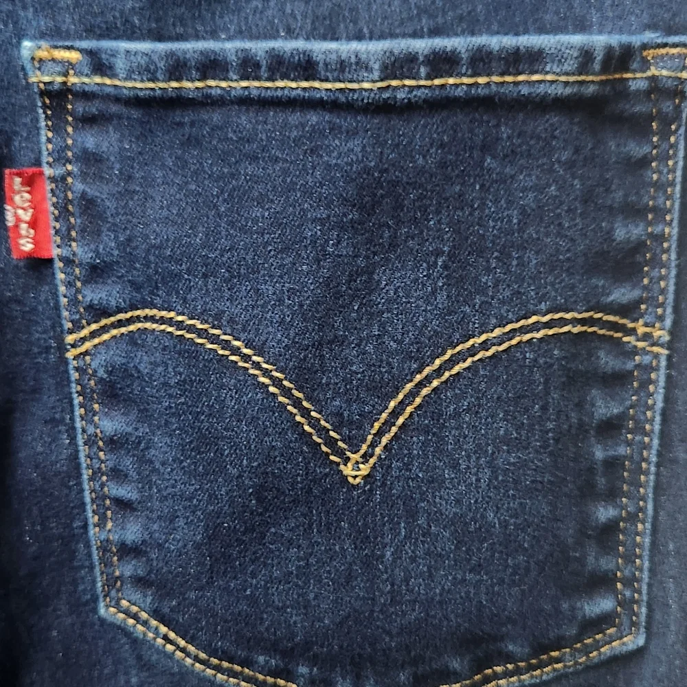 Blue Levi 721 High Rise Skinny Jeans Women Size 32 with Sleek Fit - Picture 6 of 6